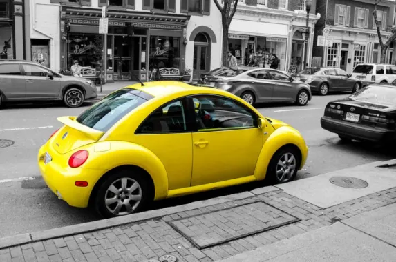 Yellow car, no return